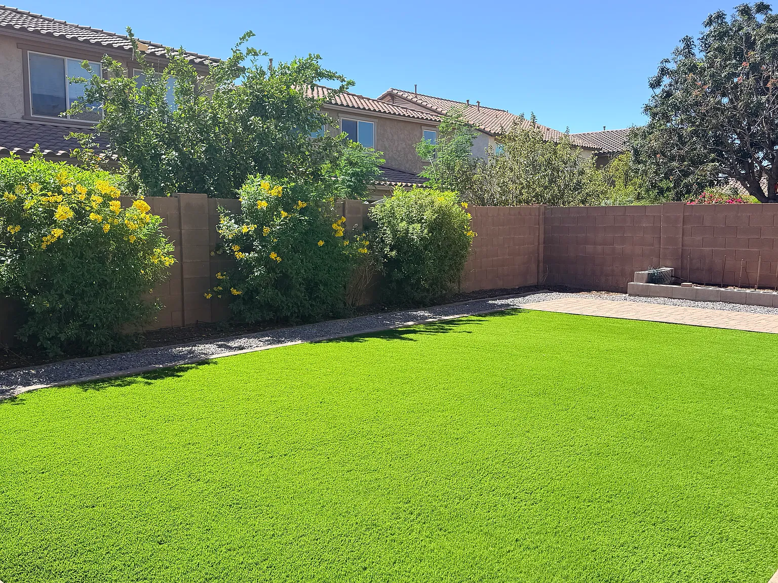 6 bed, 3167 sqft, $3,300 — Photo 2
