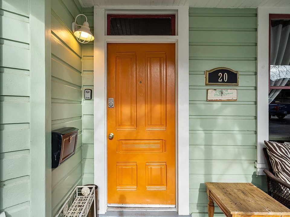 1st image of 20 Wyckhoff St