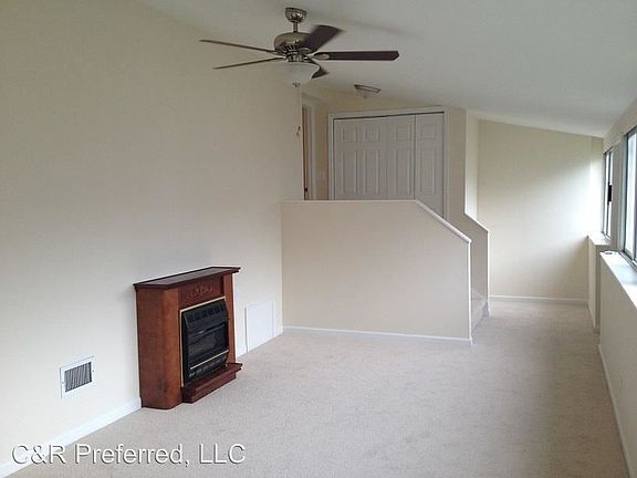5th image of 600 McLean St