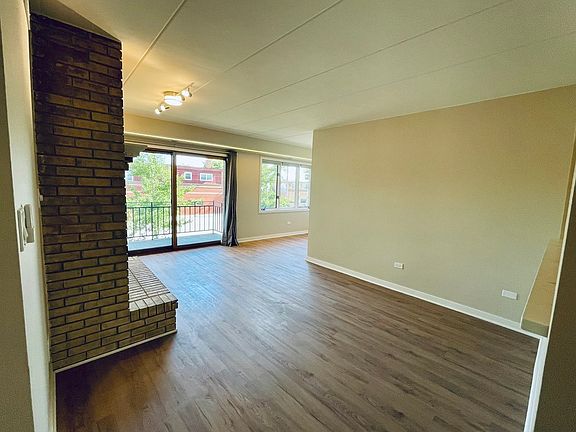 5th image of 9201 S Kenton Ave #3-A