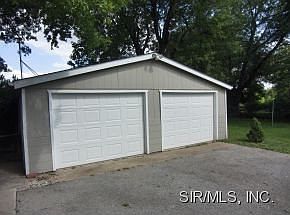 2nd image of 17 Grainey Dr