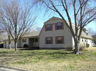 302 S Merchant St, Emporia, KS 66801
