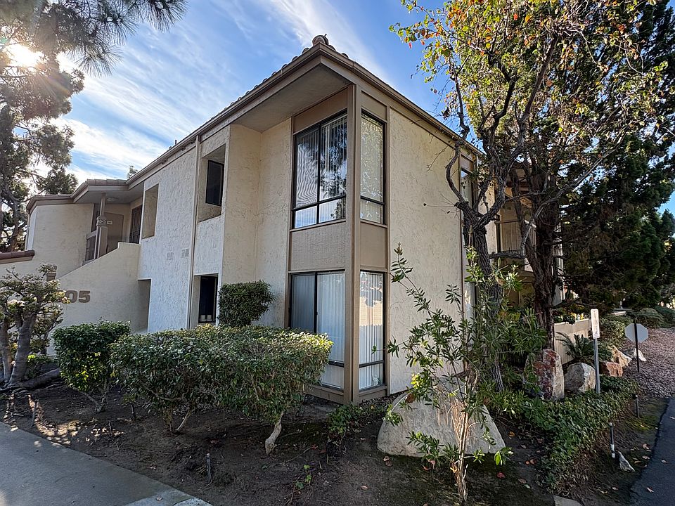 Corner upstairs unit