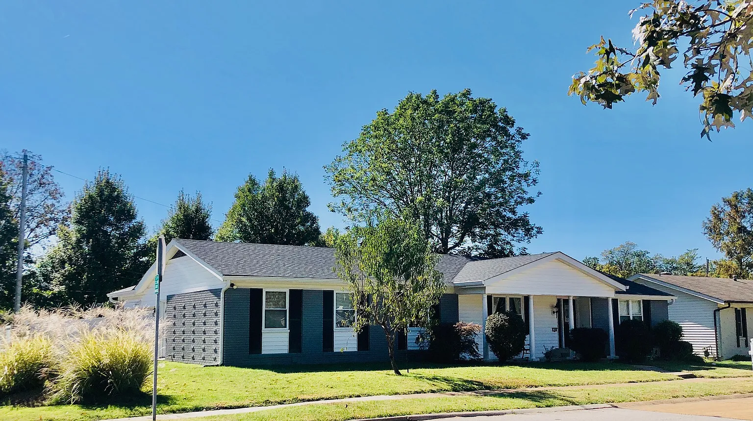 11600 Larkridge Ln photo 1