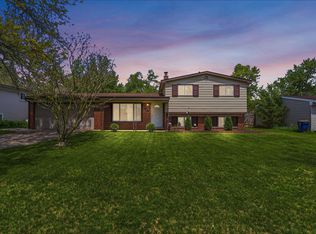 5904 Pontiac Lake Rd, Waterford, MI 48327