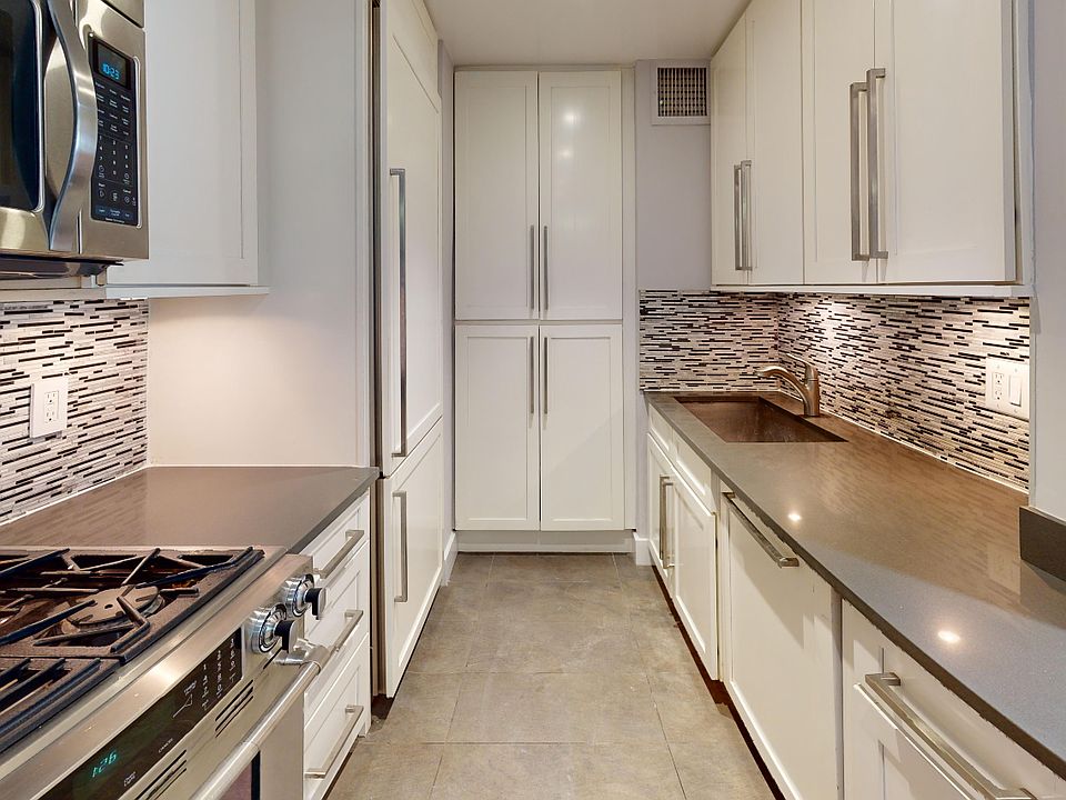 1st image of 301 E 47th St APT 14D