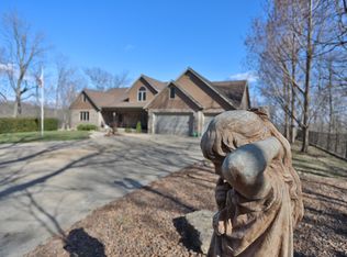 297 Old Germantown Rd, Germantown Hills, IL 61611
