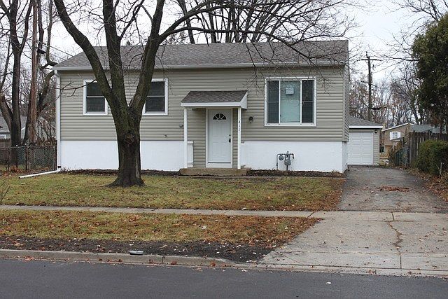 1st image of 411 Kenwood Ave