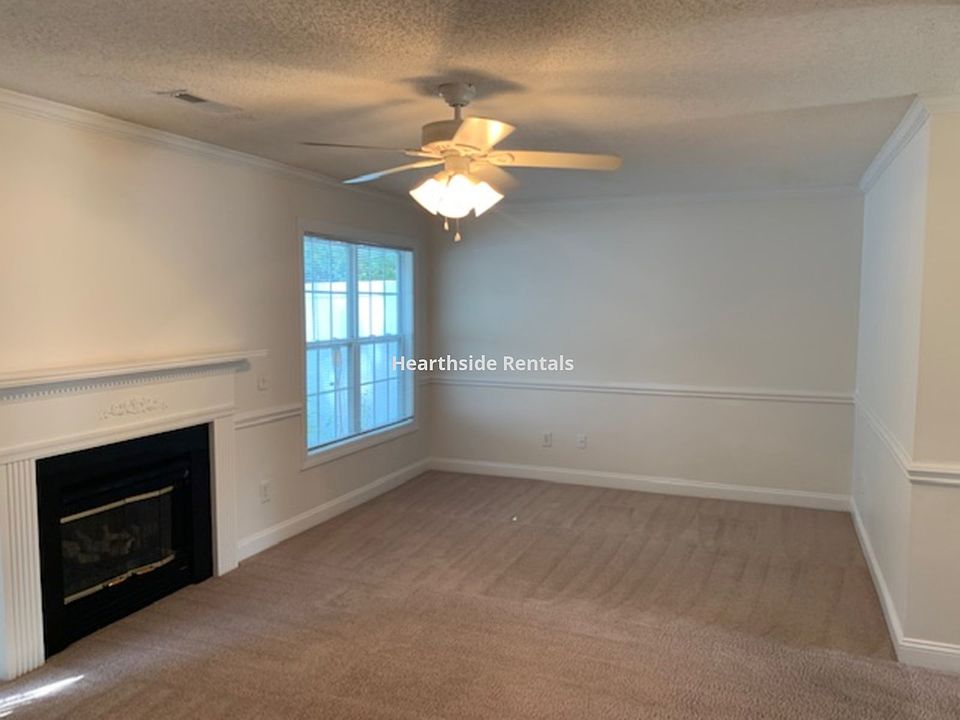 1st image of 4222G Dudleys Grant Dr