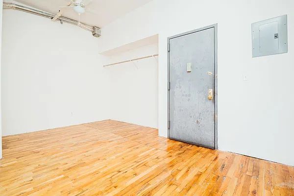 Rented by Garden Management | media 44