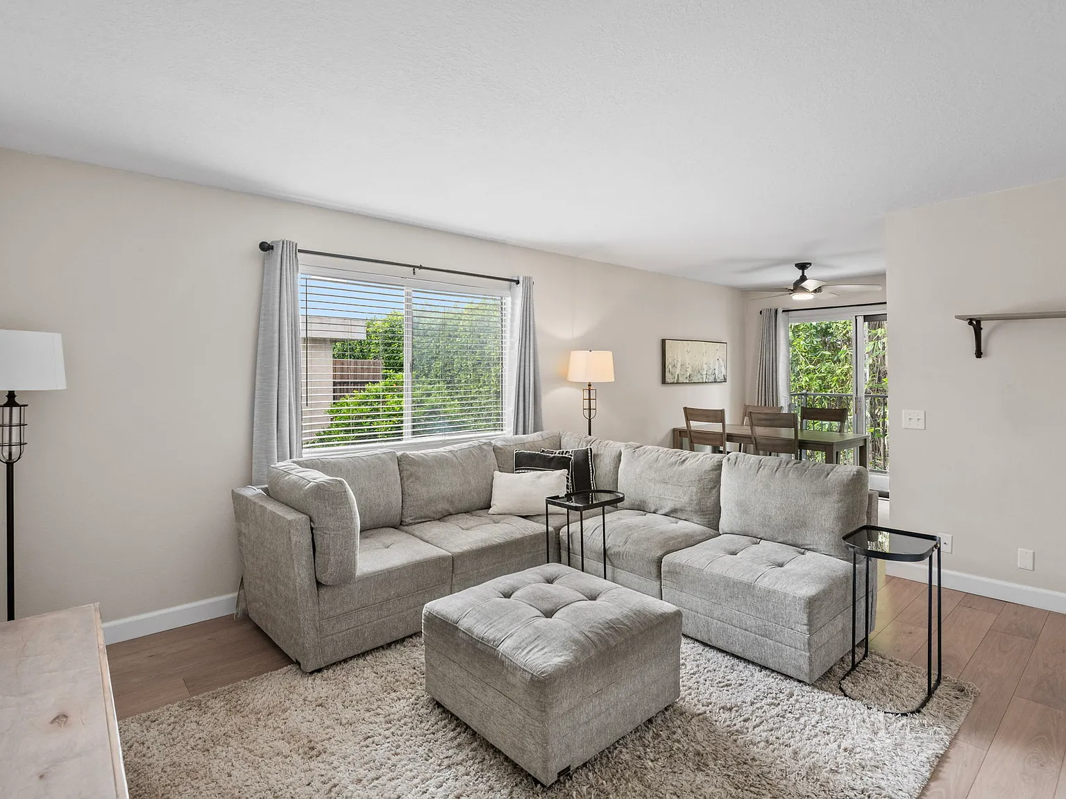 Meadowlark Apartments — Photo 1
