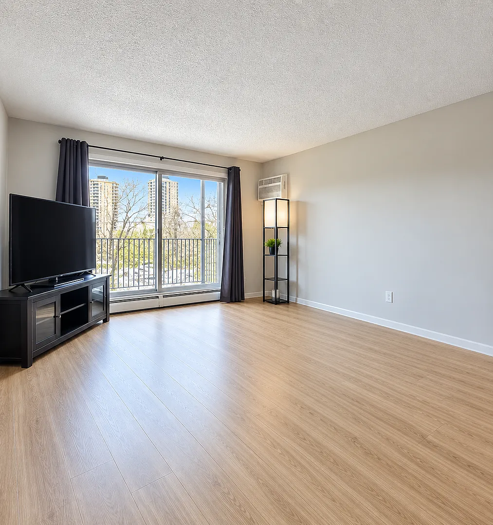 520 Ridgewood Ave — Photo 3