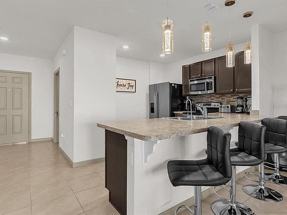 5th image of 9003 Wildflower Ln