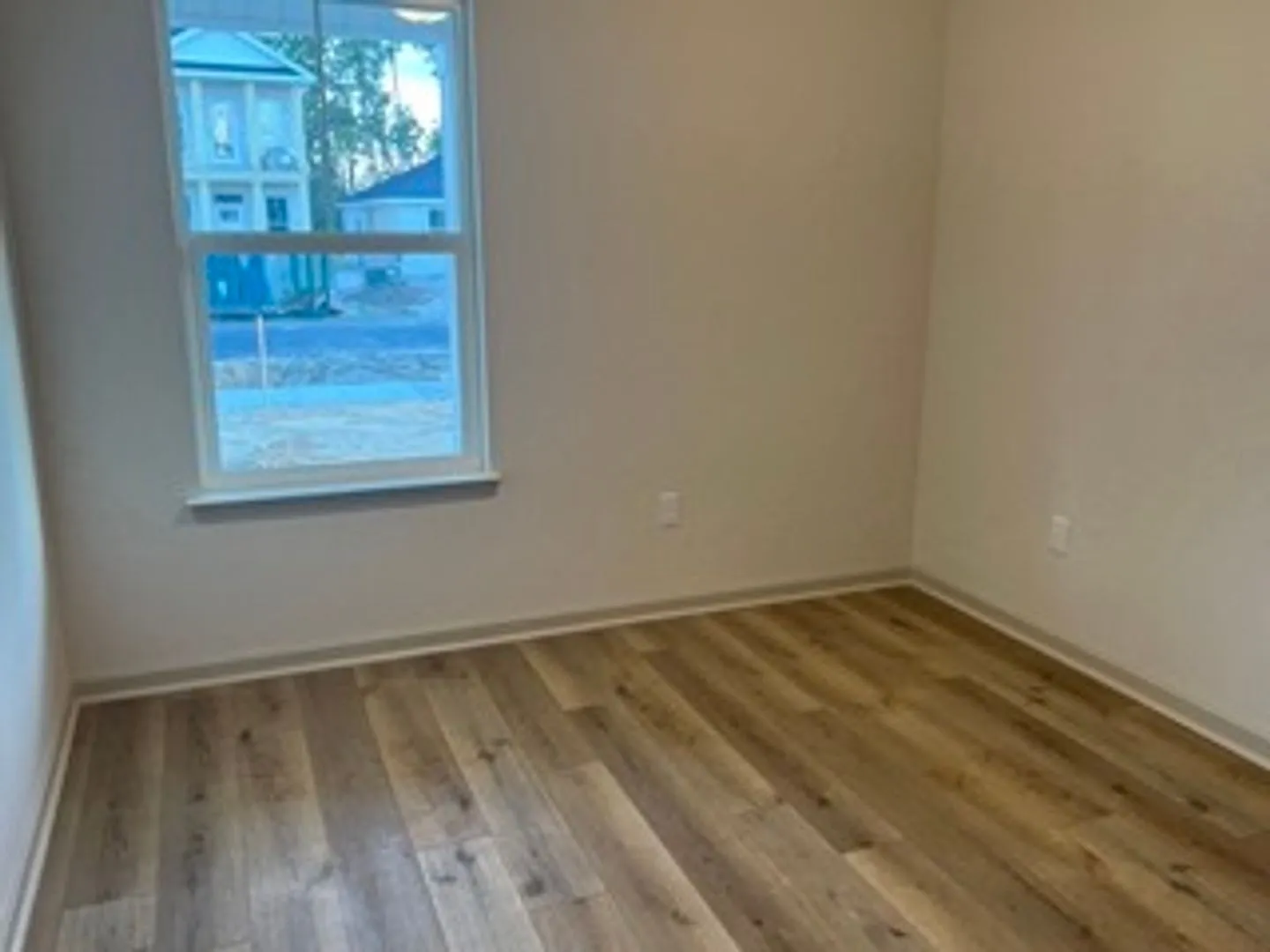 Newly Constructed - Single-Family House For Rent — Photo 4