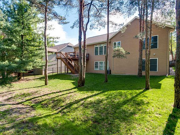 5th image of 2837 Coppergrove Dr NE