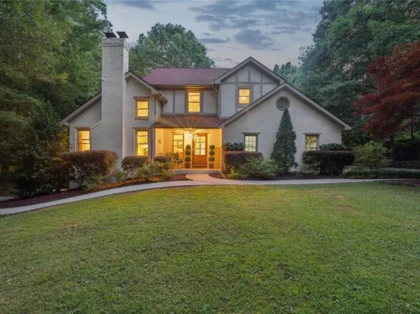 205 Pine Lake Dr, Cumming, GA 30040