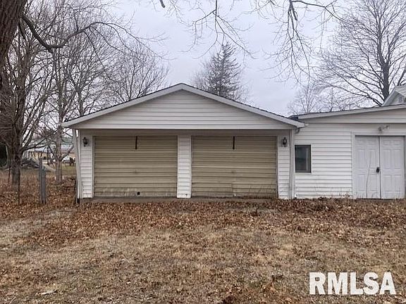 2nd image of 170 W Railroad St