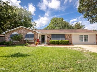 3401 Princess Anne Dr, Ocean Springs, MS 39564