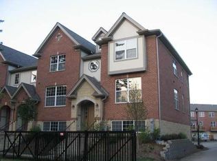 204 River Front Dr #204, Mount Prospect, IL
