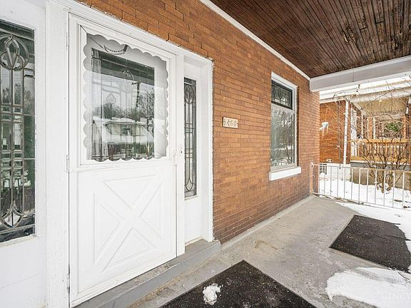 3rd image of 3480 Vine St