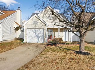 850 Liberty Village Dr, Florissant, MO 63031