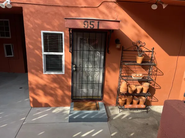 955 Hyperion Ave #951, Los Angeles, CA 90029