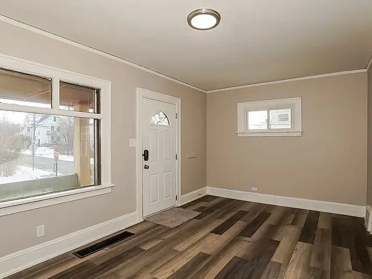 13605 Edgewood Ave — Photo 1
