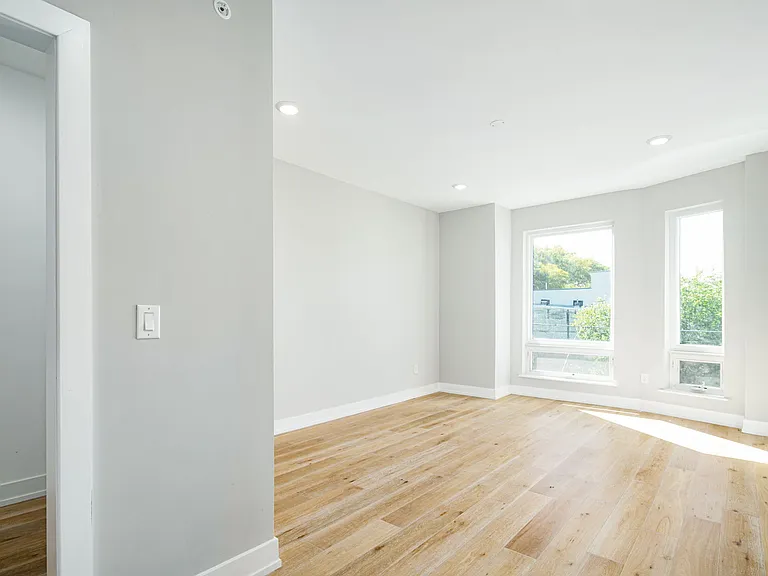 2709 W Jefferson St #B — Photo 13