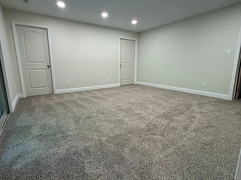 6802 Stanwood Dr — Photo 42