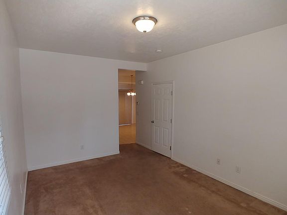 3rd image of 1640 W Big Oak Dr