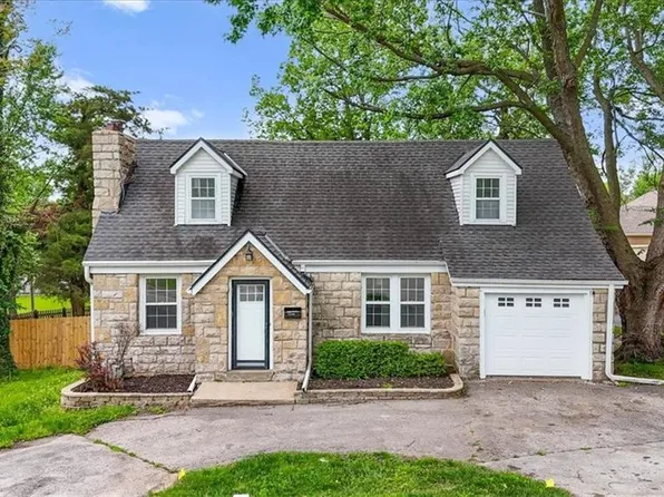 12101 W 55th St, Shawnee, KS 66216