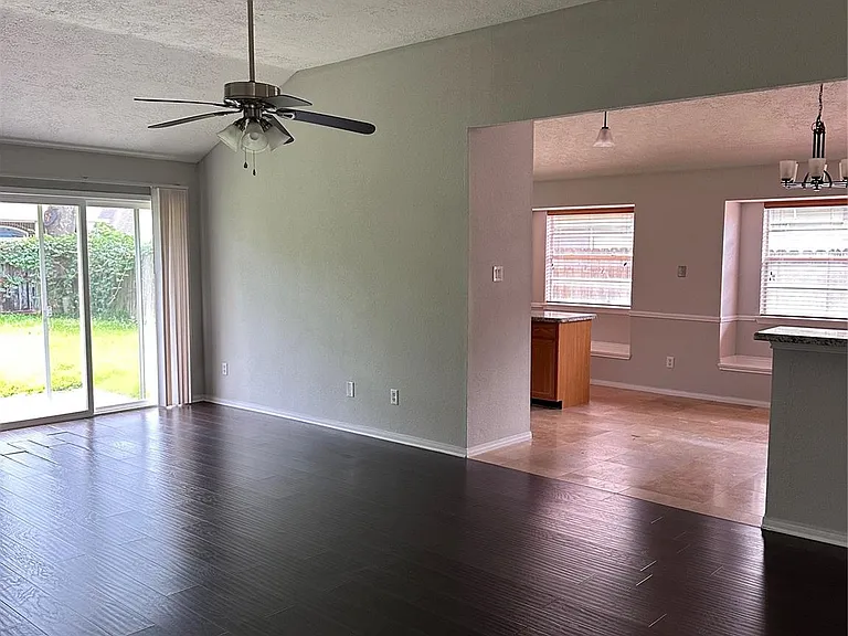 19530 Gladewater Dr — Photo 17