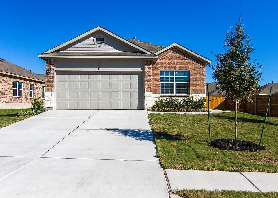 1st image of 605 Brashear Ln