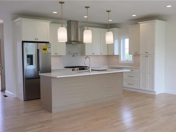 153 Revolution Way, Middletown, RI 02840