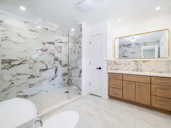 186 Prince Avenue, Freeport, NY 11520