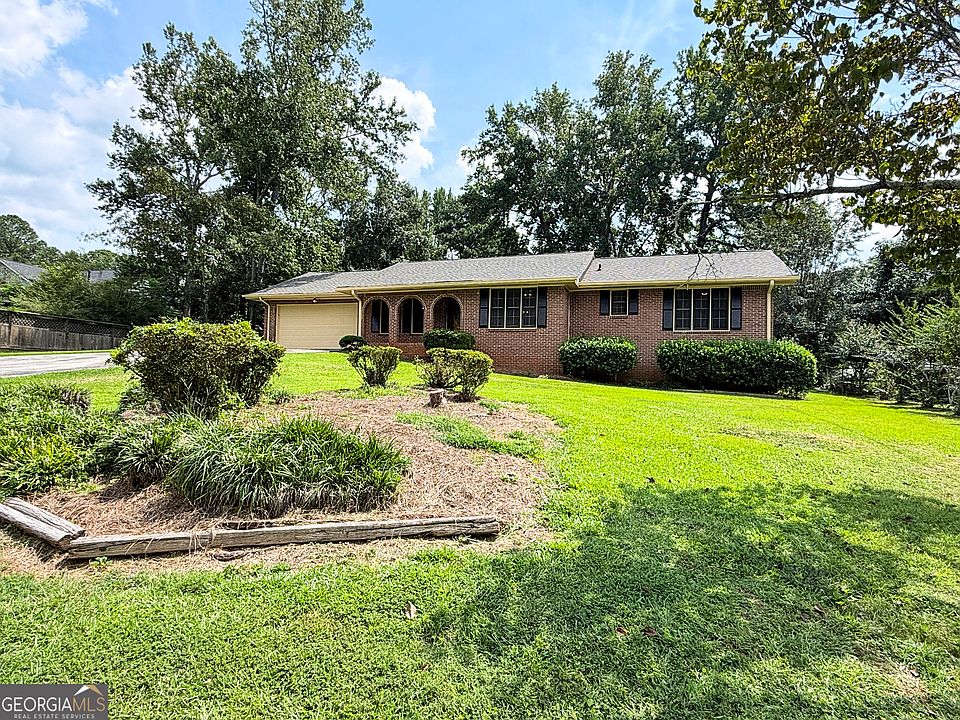 1st image of 2305 Village Dr