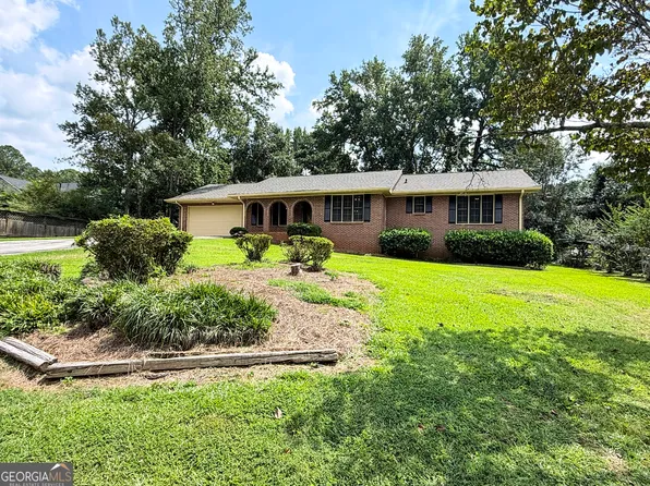 2305 Village Dr, Covington, GA 30016