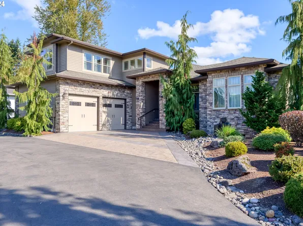 19609 SE Sunnyside Rd, Damascus, OR 97089