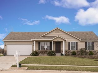414 Pearl Creek Dr, Wentzville, MO 63385