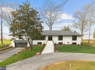 1182 Woodstock Rd, King George, VA 22485