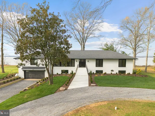 1182 Woodstock Rd, King George, VA 22485