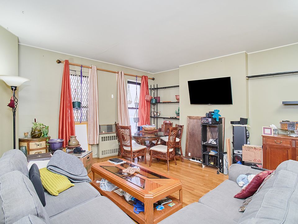 1st image of 2127 1st Ave APT 3
