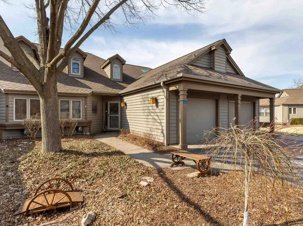 3 Rock Cove Ln, Galena, IL 61036