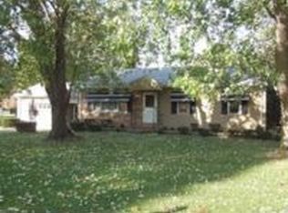 378 North St, Windsor Locks, CT 06096