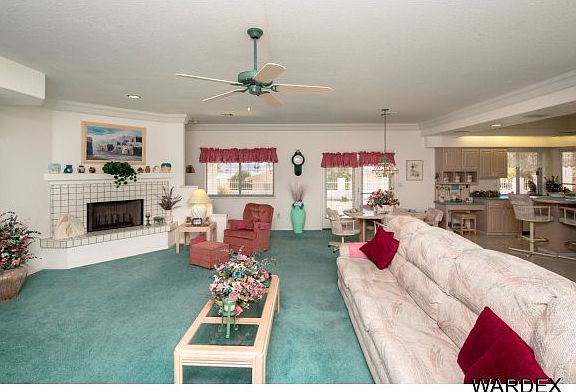 3rd image of 2318 Buckingham Blvd