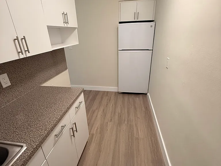 1357 NW 2nd St #1 — Photo 6