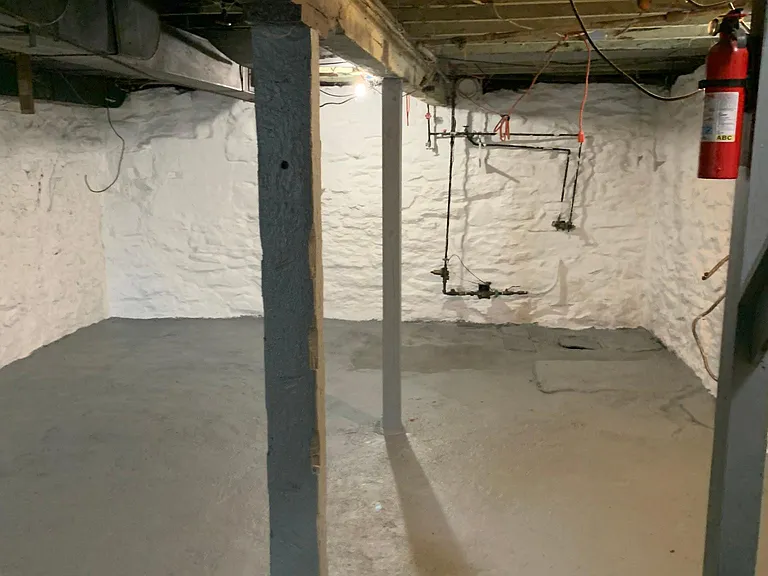 514 Franklin St — Photo 20
