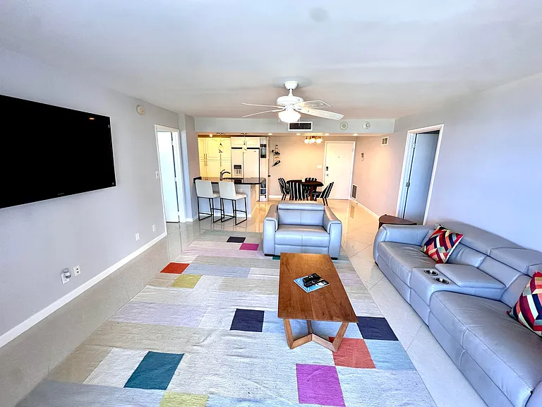 1 Las Olas Cir #313 — Photo 4