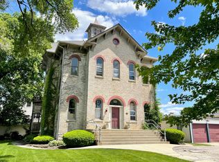 311 N Elm St, Itasca, IL 60143