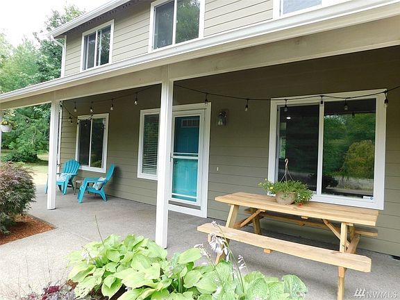 Front Porch Great Place to Chill